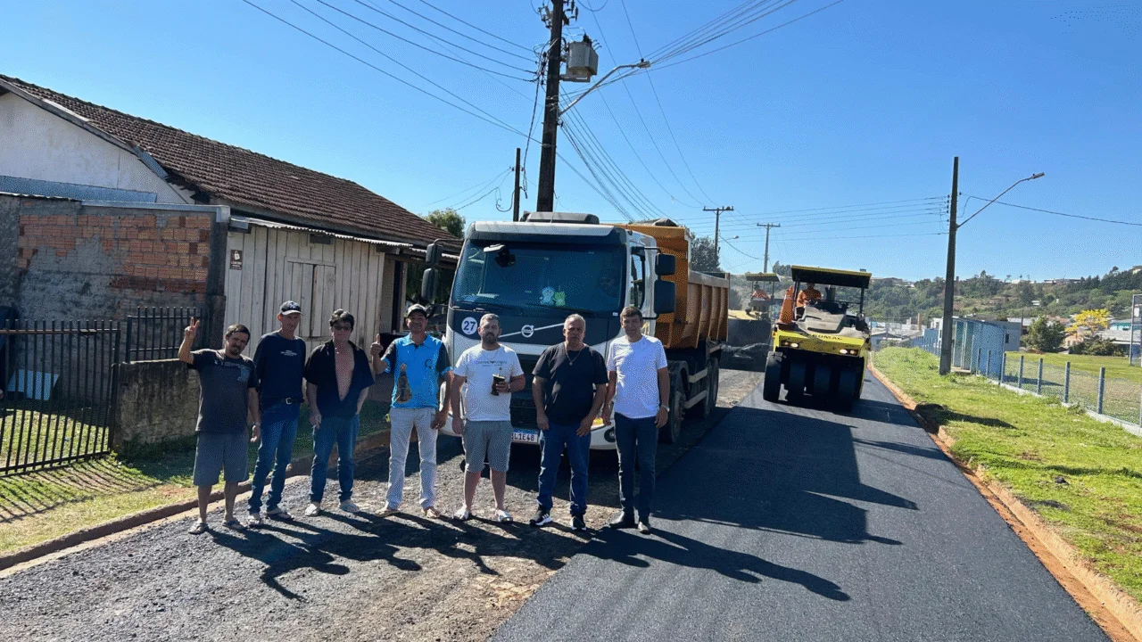 Barracão avança com obras de asfaltamento nos bairros Copasa e Nova Esperança 3 crys 35 3