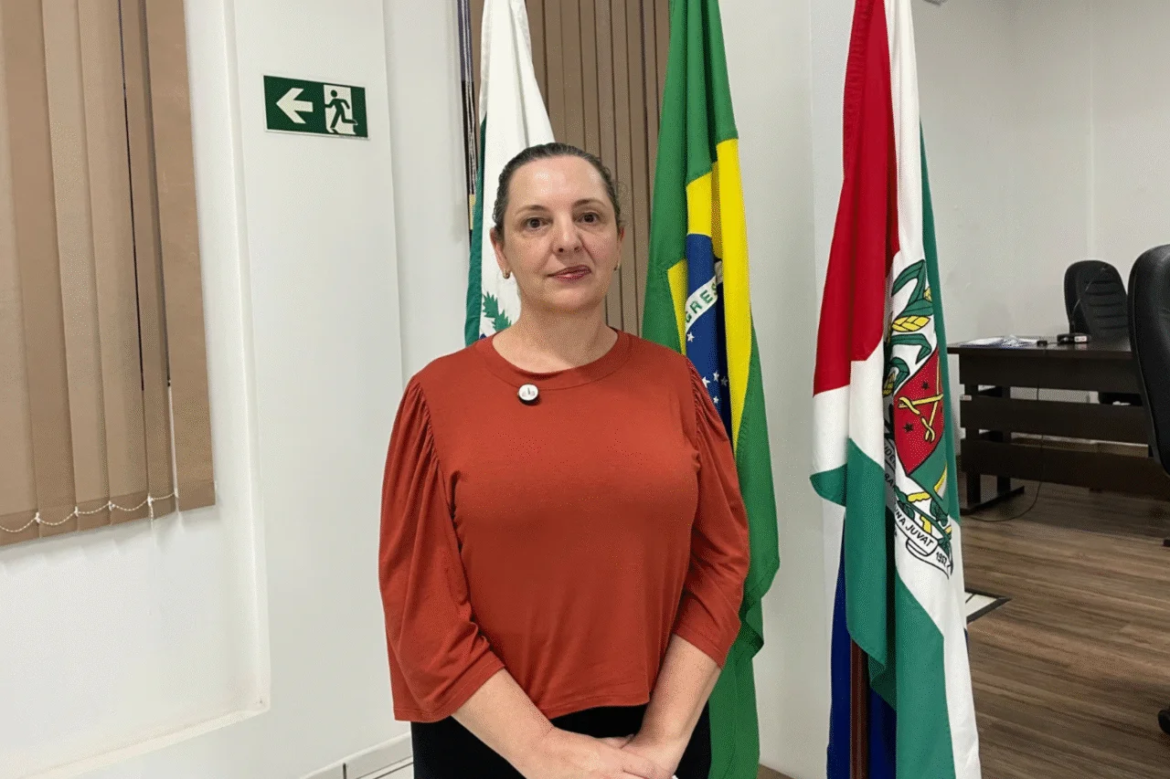 Vereadores aprovam projeto de reforço na Educação 3 crys 59