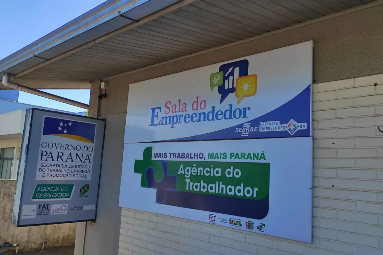 Mais 6 mil atendimentos foram realizados pela Agência do Trabalhador de Barracão 3 Mais 6 mil atendimentos foram realizados pela Agência do Trabalhador de Barracão