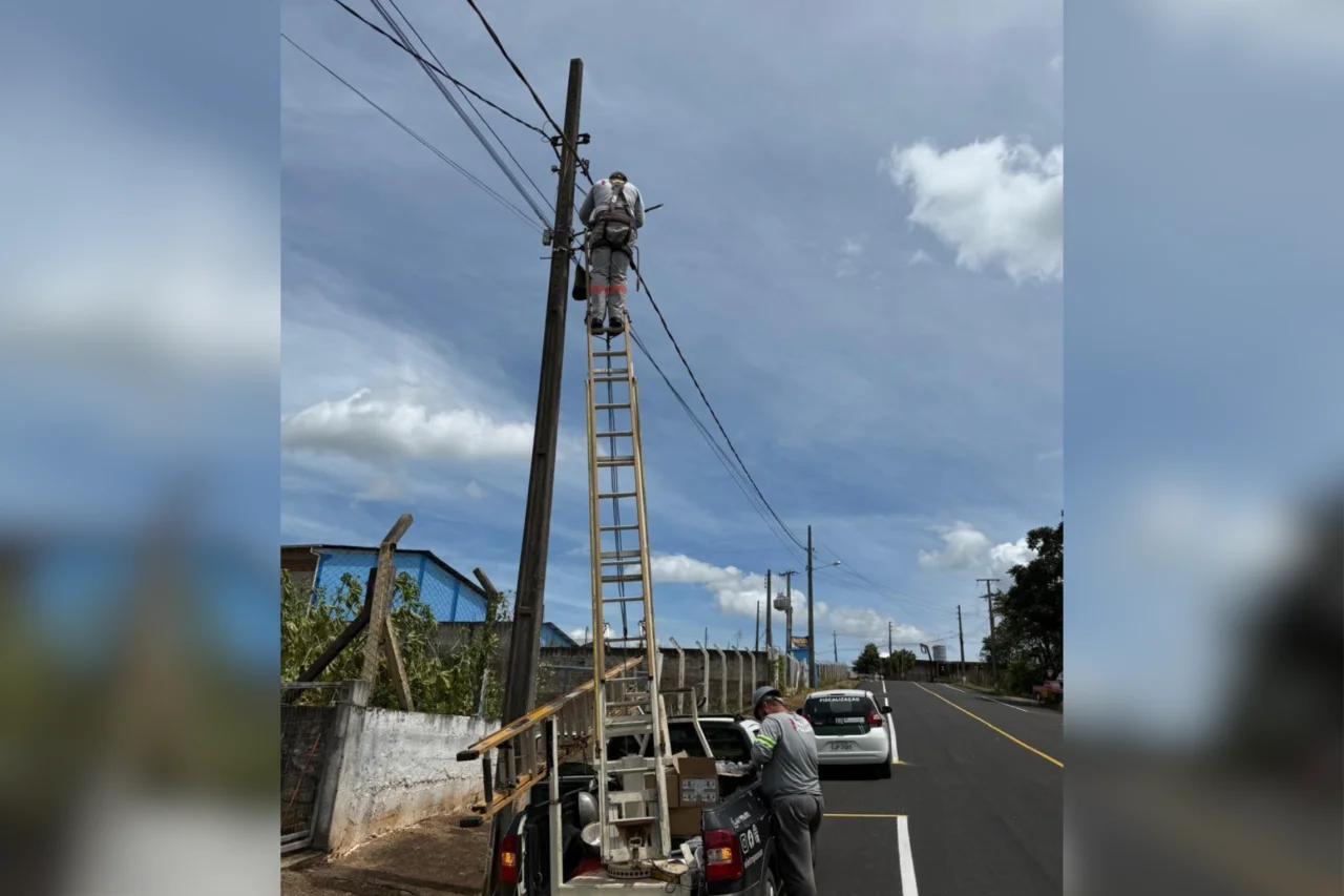 Parque Industrial Dr. Neme passa por substituição de luminárias 3 Parque Industrial Dr. Neme passa por substituição de luminárias