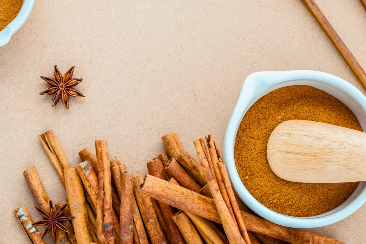 Canela: os benefícios pouco conhecidos da especiaria milenar que vai além do sabor 10 Heloisa L 59