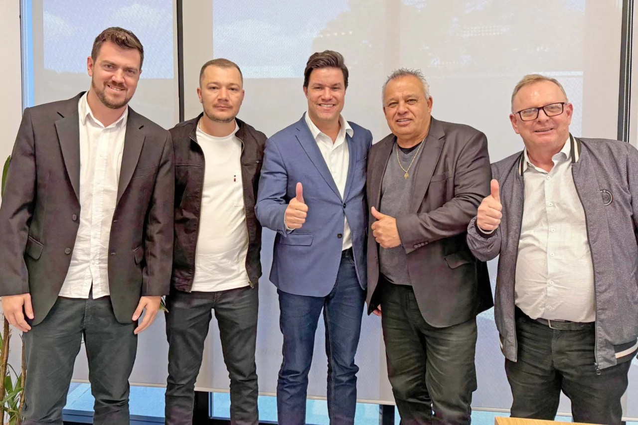 Barracão conquista mais de R$ 20 milhões para asfaltamento do Distrito São José até Siqueira Bello 3 Prefeito Jorge Santin garante continuidade da maior obra de infraestrutura do município de Barracão, conectando distritos, turismo religioso e economia rural com apoio do Governo Ratinho Junior