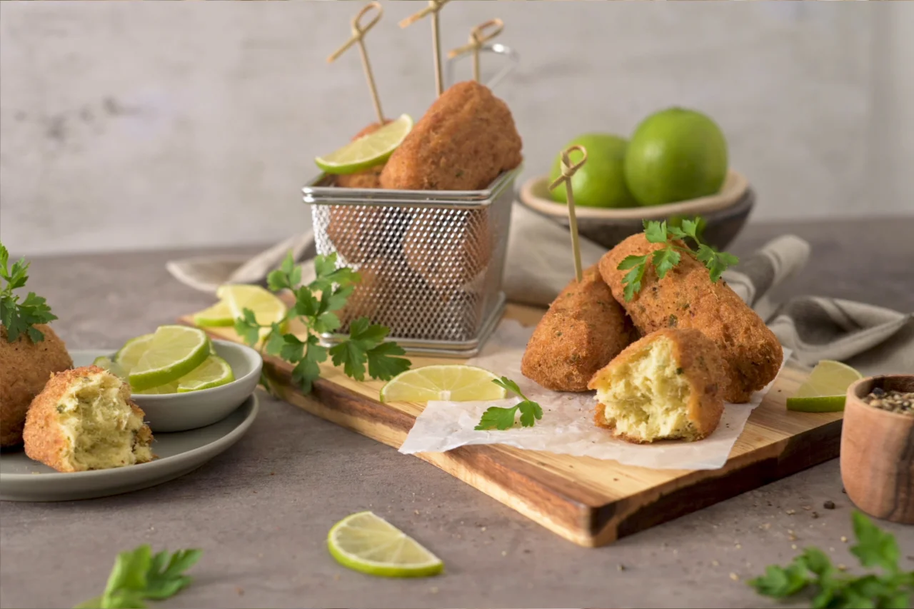 Bolinhos de bacalhau: receita tradicional crocante por fora e macia por dentro 1 Heloisa L 28 3