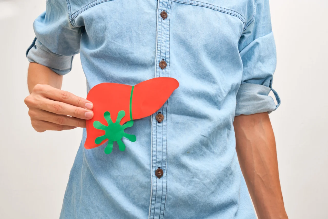 Gordura no fígado: veja os alimentos que ajudam a reverter o quadro e os erros que pioram a saúde hepática 15 Heloisa L 95 1