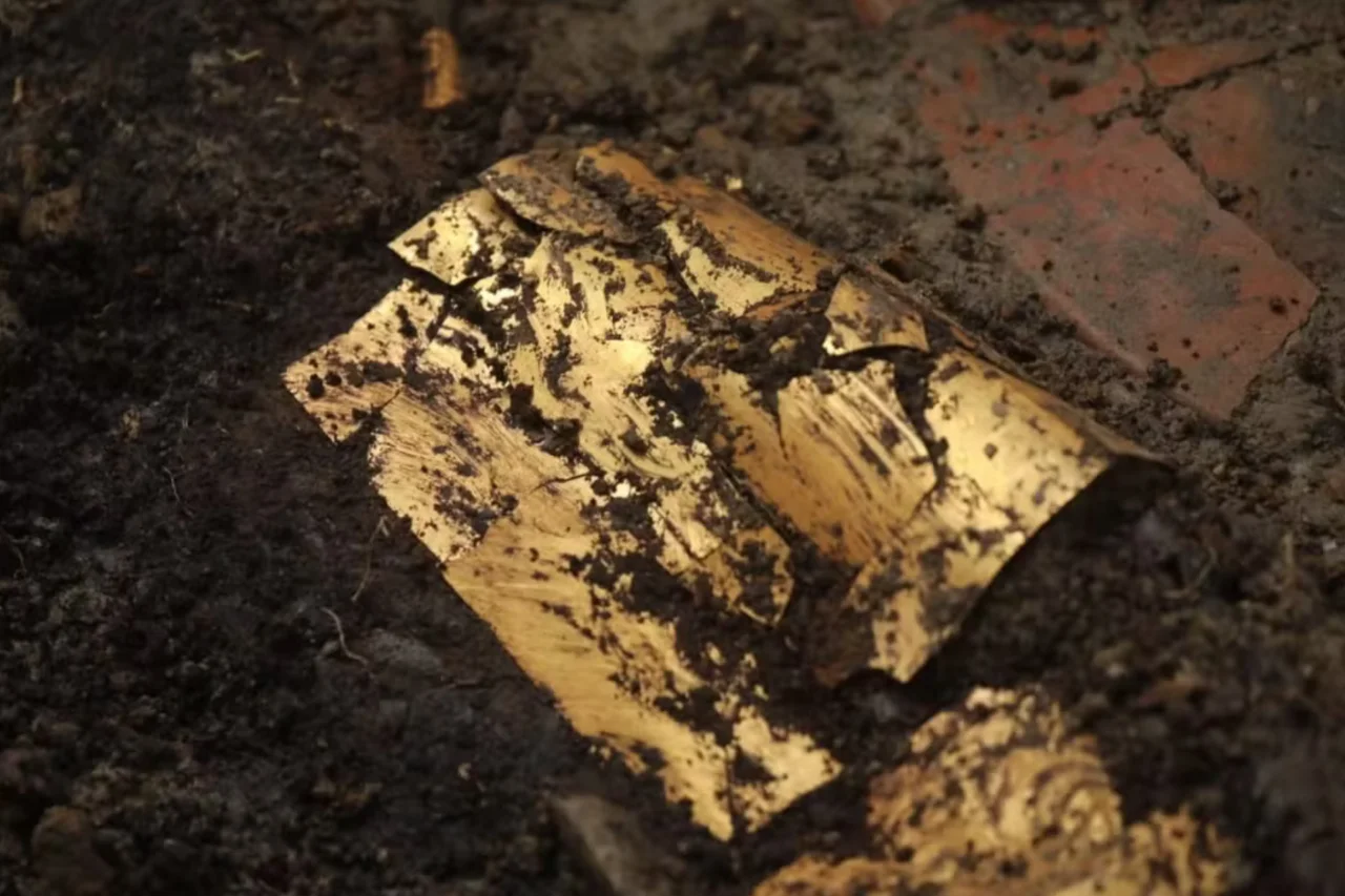 Arqueólogos revelam tumba de mil anos com tesouro em ouro no Panamá 41 Arqueólogos revelam tumba de mil anos com tesouro em ouro no Panamá