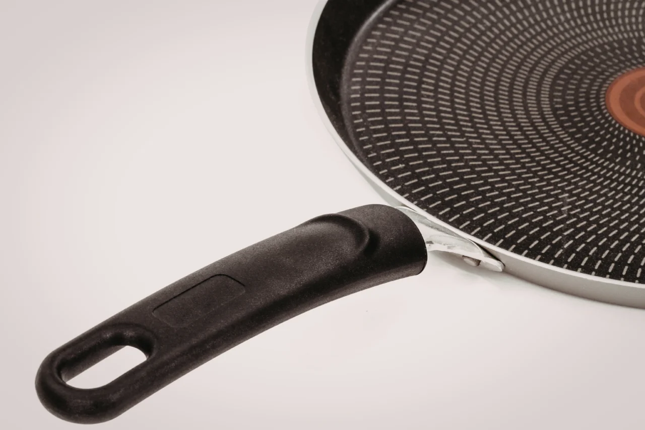 Panela antiaderente dura mais: 6 cuidados simples que evitam desgaste e prolongam o teflon 24 Heloisa L 23