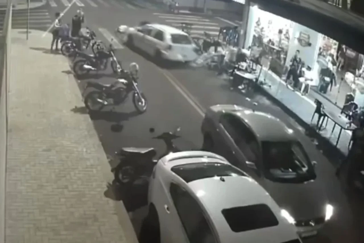 Motorista embriagado atropela quatro pessoas durante evento no Paraná 14 crys 13