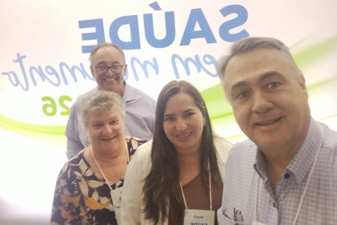 Barracão participa de encontro estadual que reúne gestores e profissionais da saúde 1 crys 24 3