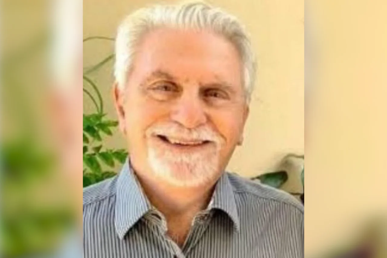 Morte de Waldyr Pugliesi aos 90 anos marca despedida de ex-deputado e liderança histórica no Paraná 13 Ex-deputado Waldyr Pugliesi morre aos 90 anos em Londrina. Trajetória política inclui mandatos no Legislativo, atuação no MDB e participação na redemocratização.