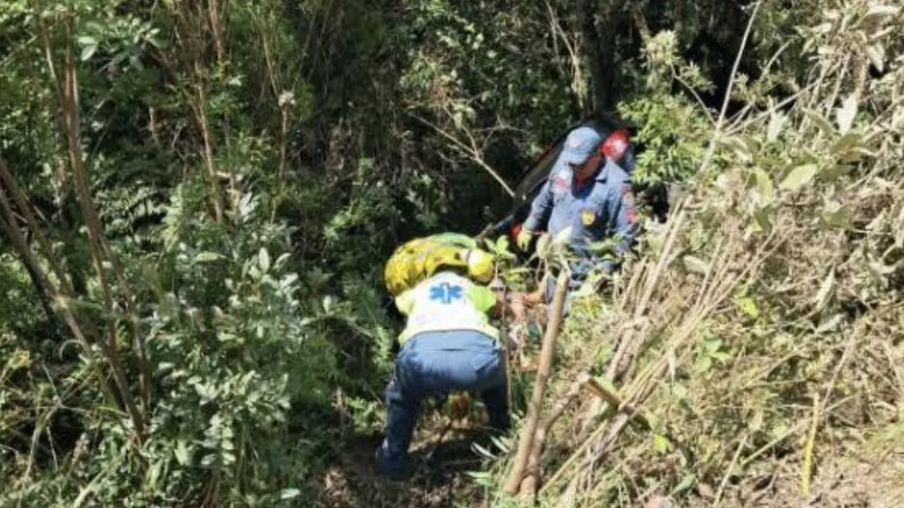 Homem é salvo após passar quase 3 dias em ribanceira na BR 282 10 dsfgty54