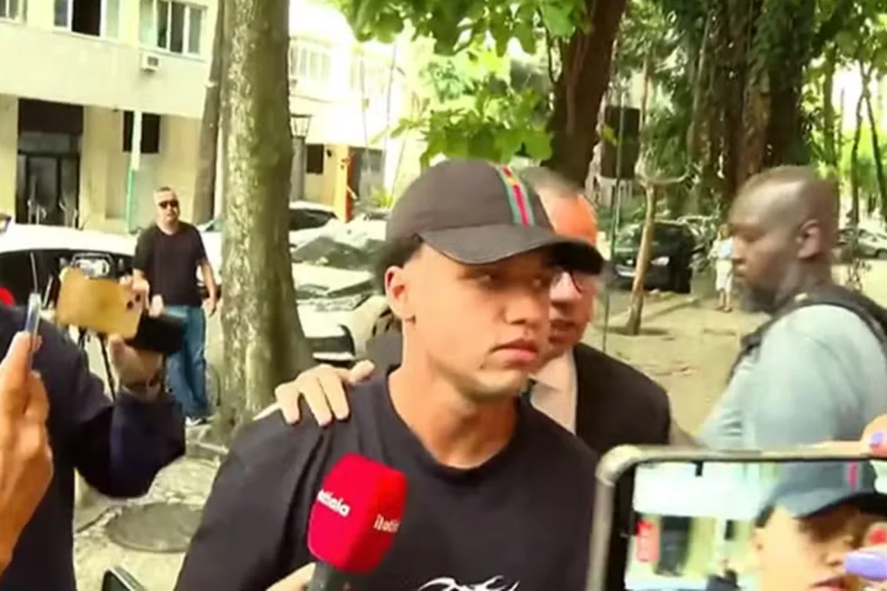 Grupo de jovens é investigado após denúncia de violência sexual contra estudante no Rio de Janeiro 3 Grupo de jovens é investigado após denúncia de violência sexual contra estudante no Rio de Janeiro