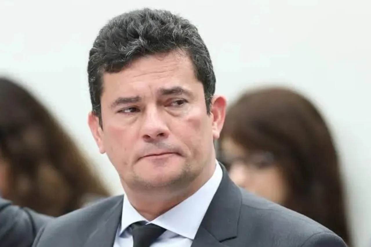 Queda nas pesquisas indica instabilidade na pré-candidatura de Sérgio Moro ao Governo do Paraná 14 crys 19