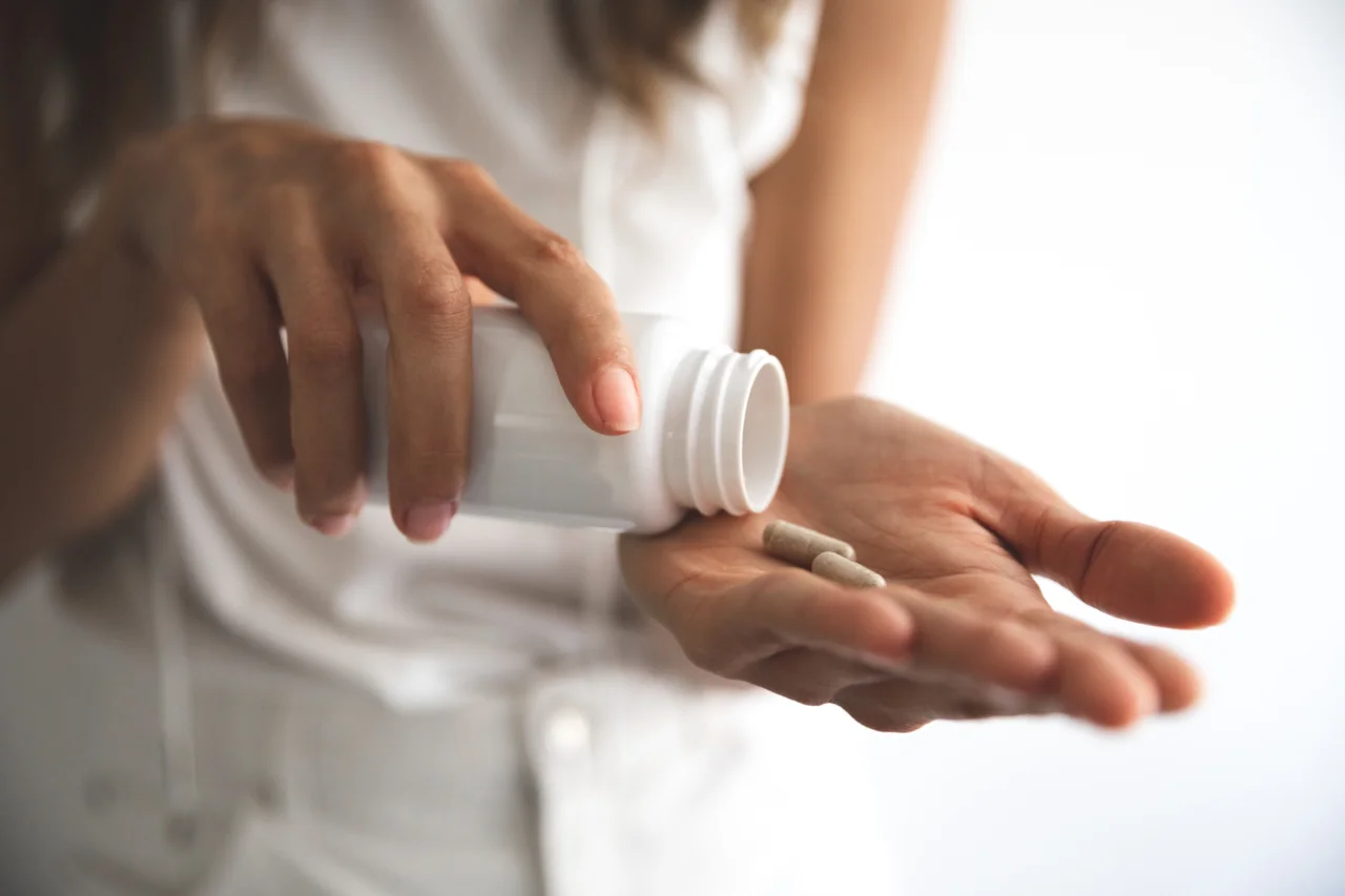 Anvisa proíbe 52 lotes de suplemento com moringa por risco de contaminação por salmonela 10 Anvisa proíbe lotes de suplemento com moringa após risco de contaminação por salmonela; produto já é proibido no Brasil desde 2019.