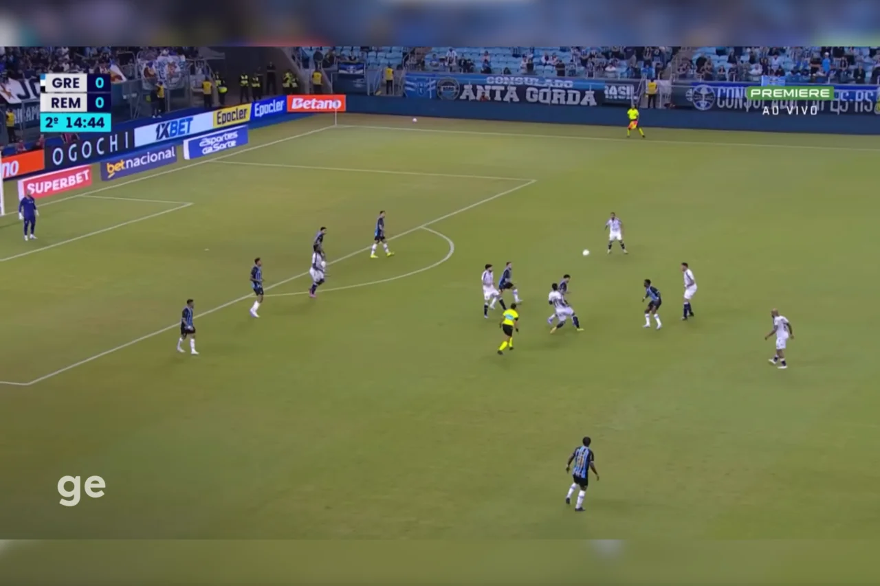 Grêmio empata com o Remo e amplia sequência sem vitórias no Campeonato Brasileiro 33 Grêmio fica no 0 a 0 com o Remo na Arena, chega ao terceiro jogo sem vitória e aumenta pressão antes do clássico Gre-Nal.