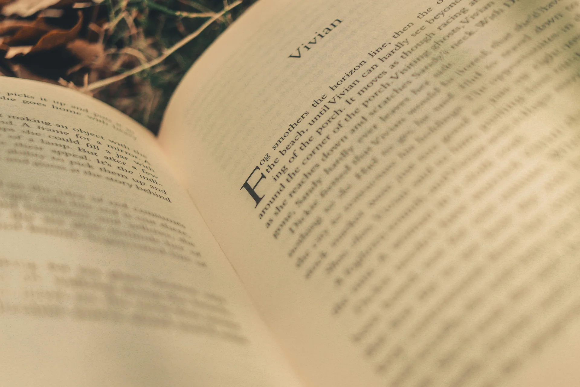 7 livros que atravessaram a década e continuam sendo leitura obrigatória hoje