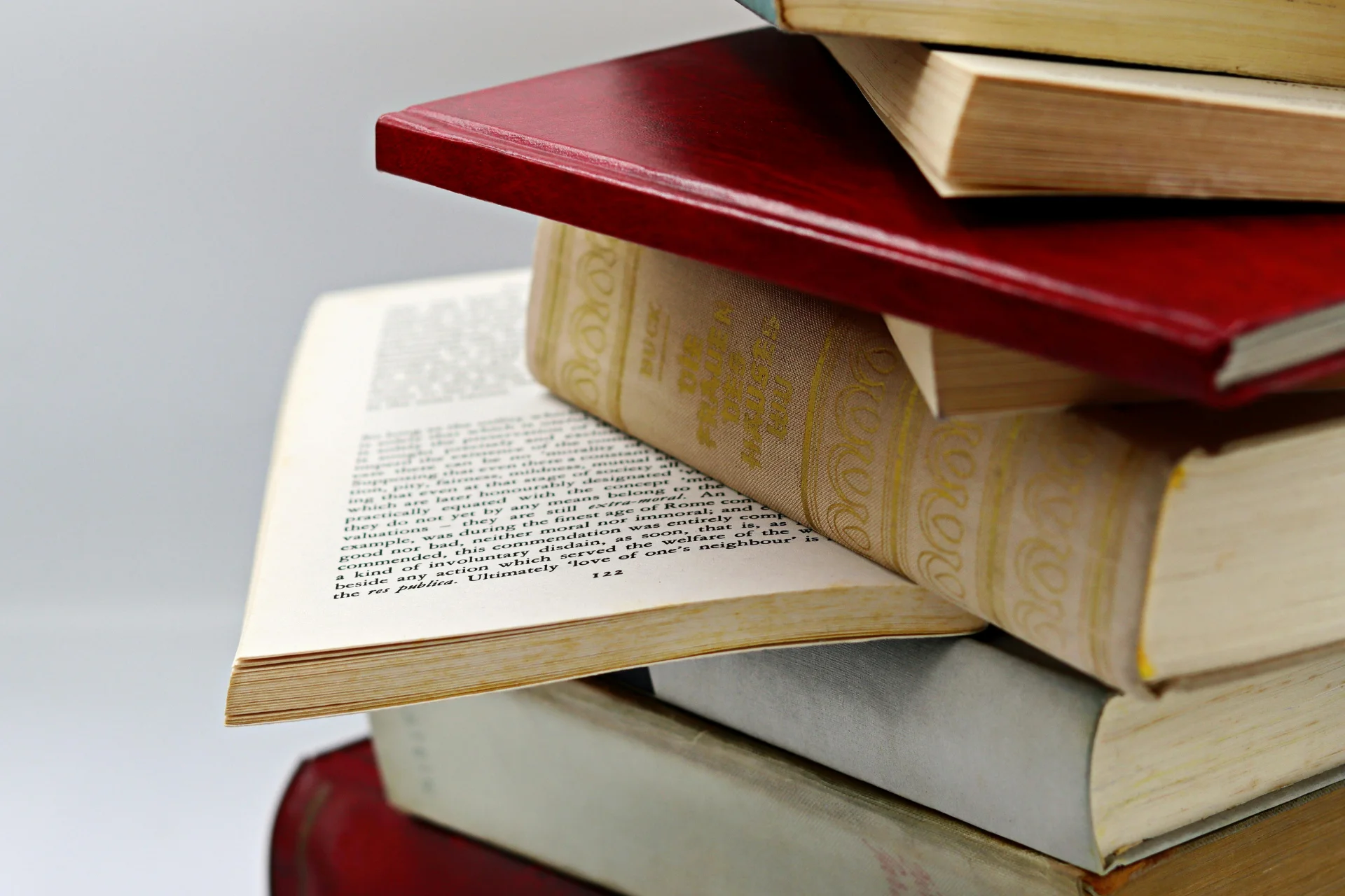 8 livros para ler no feriado do Dia do Trabalhador