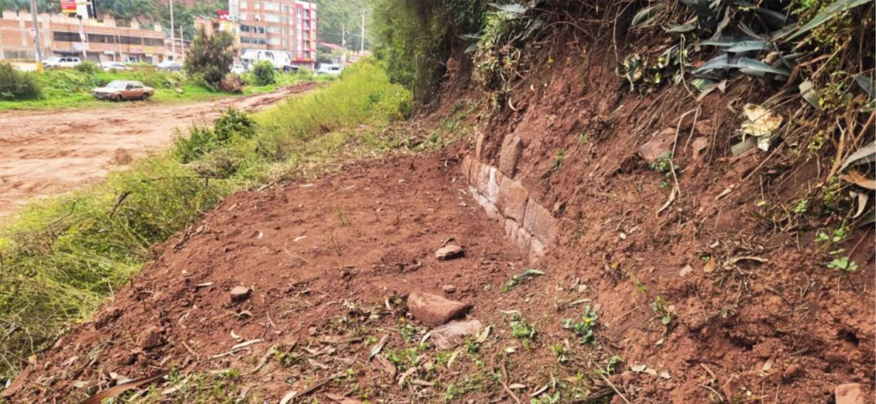 Possível muro inca é identificado próximo ao sítio arqueológico de Sillkinchani, em Cusco 3 muro inca