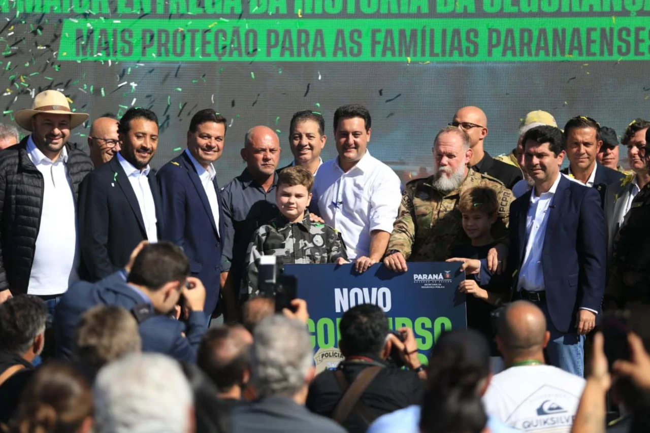 Governo do Paraná anuncia investimento de R$ 338 milhões em segurança pública, com entrega de viaturas, armamentos, embarcações, tecnologia forense e nova sede do Bope.