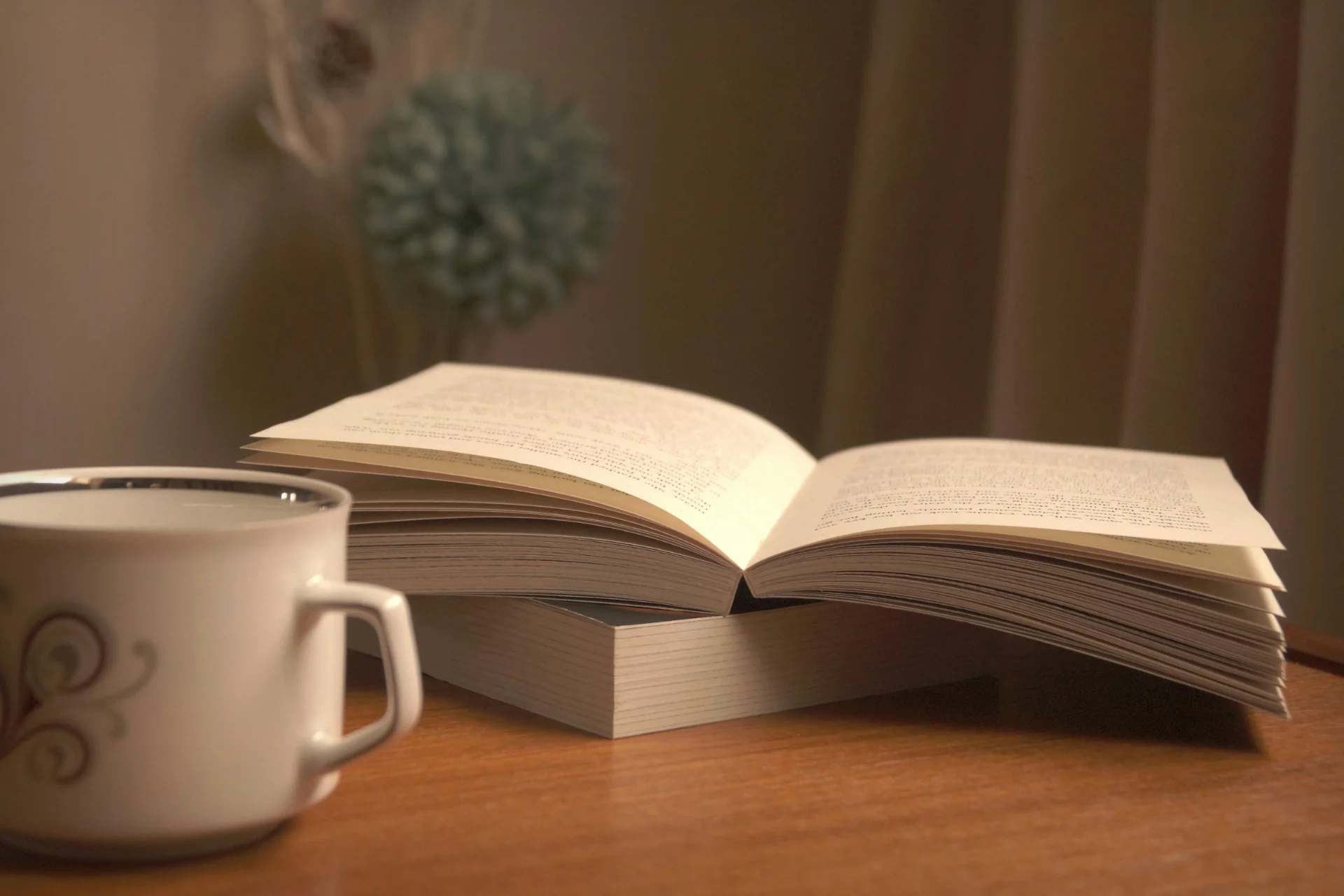 5 livros que expõem o lado cruel do amor e fazem Nietzsche parecer atual no século 21