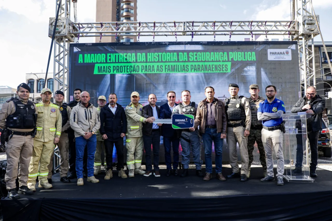 Estado entrega 50 viaturas e equipamentos para reforçar segurança pública no Sudoeste do Paraná