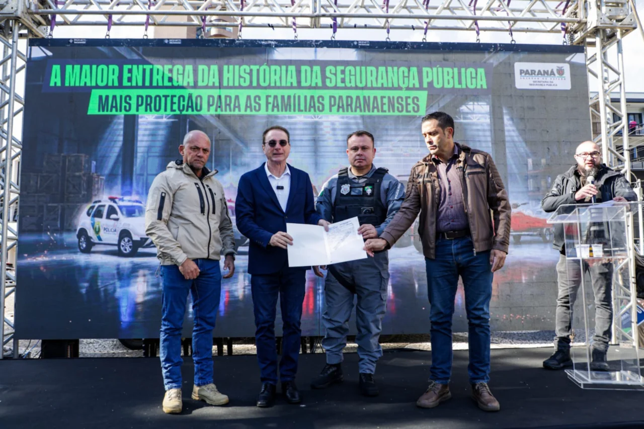 Estado entrega 50 viaturas e equipamentos para reforçar segurança pública no Sudoeste do Paraná 3 Estado entrega 50 viaturas e equipamentos para reforçar segurança pública no Sudoeste do Paraná