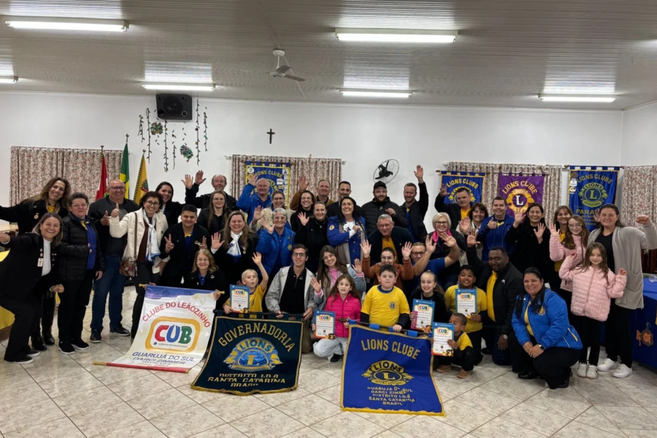Grande encontro regional do Lions Clube marca posse de Leãozinhos e nova diretoria em Guarujá do Sul