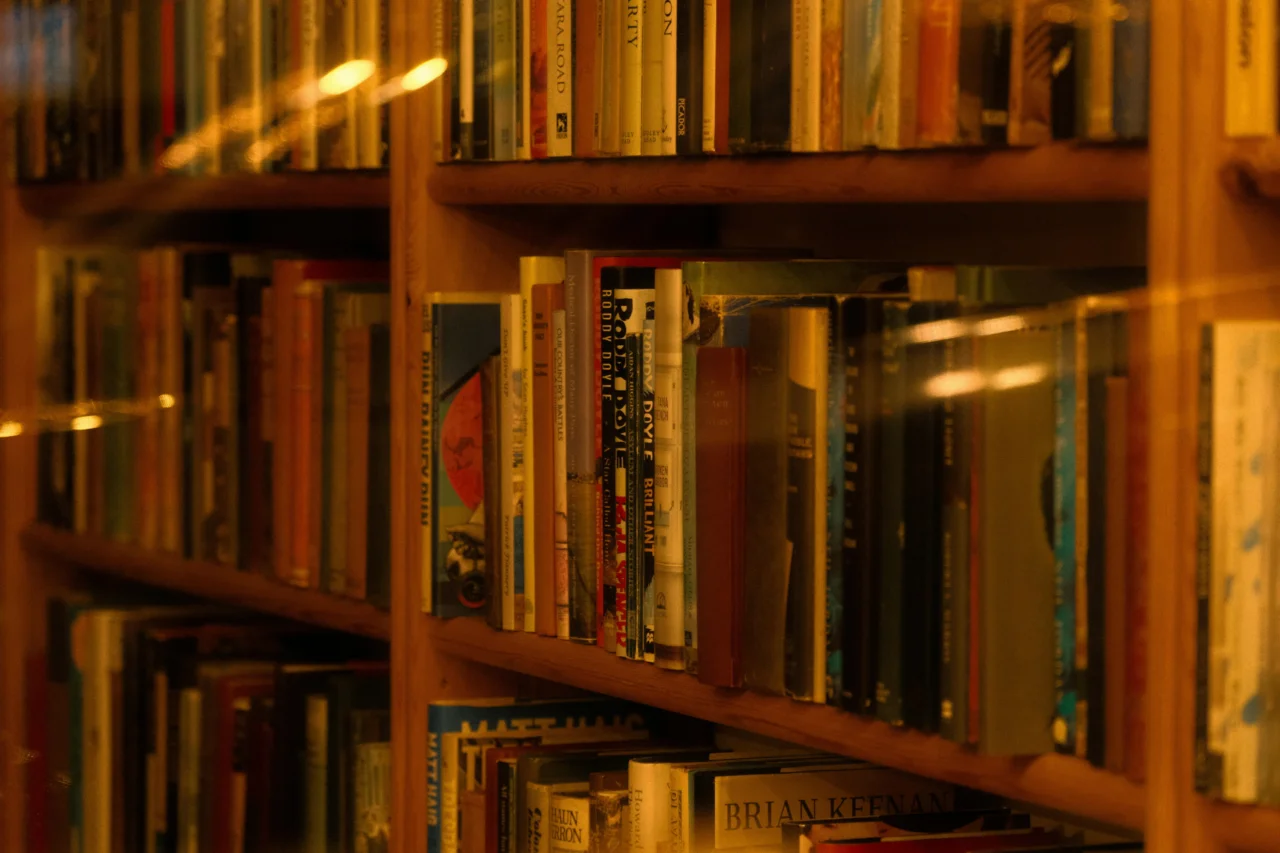 7 livros que ajudam a refletir sobre dores, solidão e autoconhecimento