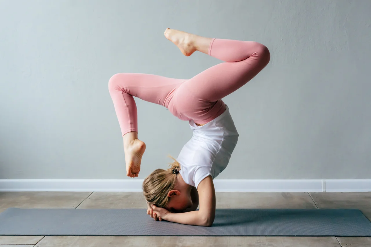 Estudos mostram como a flexibilidade do corpo feminino pode favorecer resistência e adaptação
