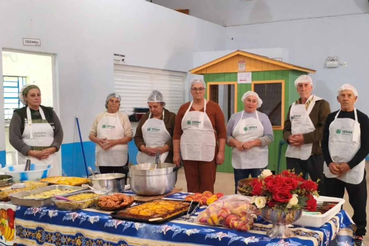 Curso de aproveitamento integral de alimentos reúne idosos em Guarujá do Sul 1 Curso de aproveitamento integral de alimentos reúne idosos em Guarujá do Sul
