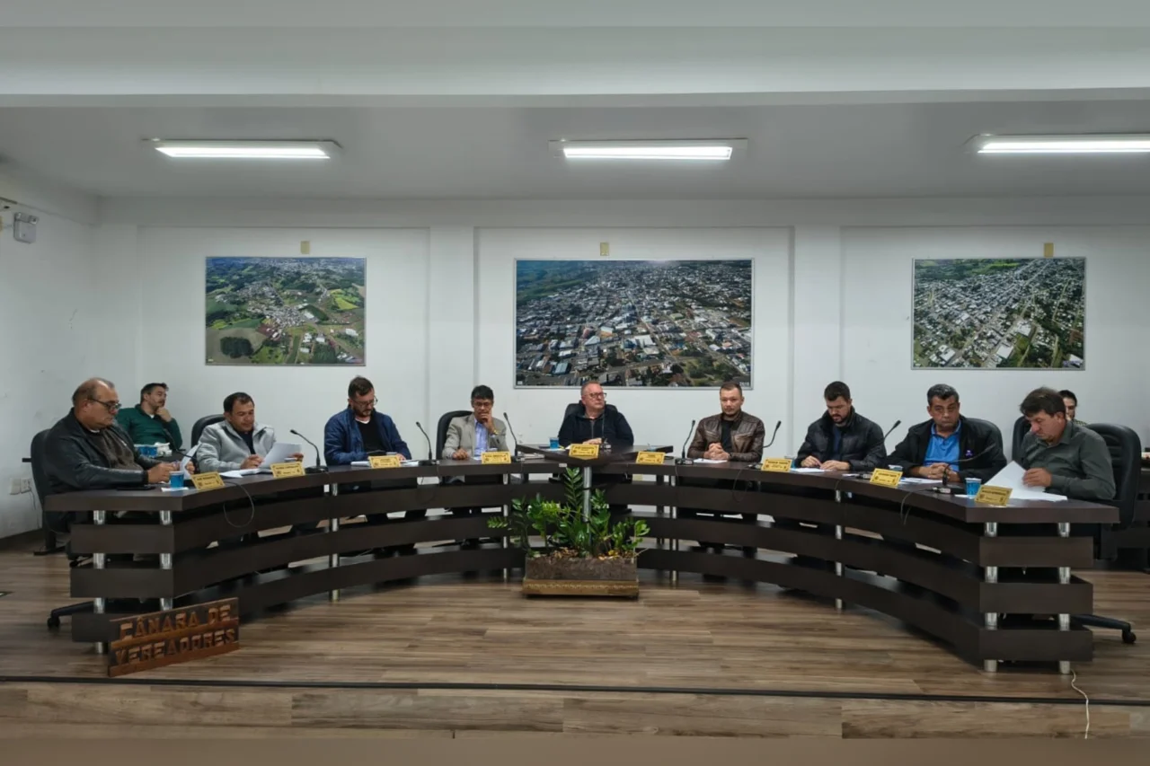 O secret&aacute;rio da Sa&uacute;de Carlos Santin apresentou as propostas definidas durante a Confer&ecirc;ncia Municipal