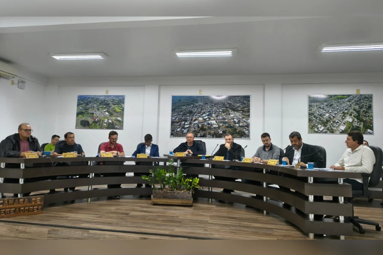 Vereadores aprovam mais de R$ 926 mil para ilumina&ccedil;&atilde;o p&uacute;blica e refor&ccedil;o da sa&uacute;de