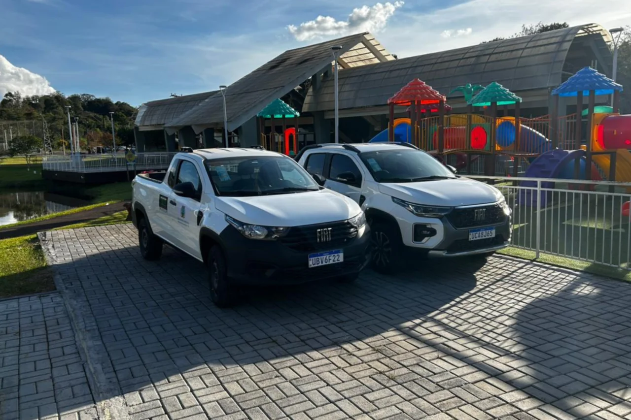 Bom Jesus do Sul amplia frota municipal com aquisi&ccedil;&atilde;o de duas novas caminhonetes