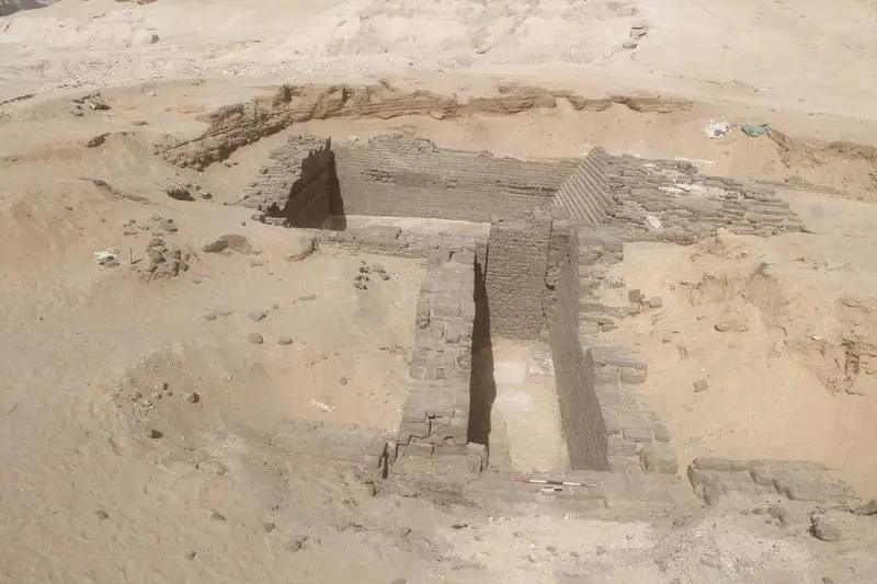 Túmulos de 5 mil anos encontrados no Egito revelam mudanças anteriores à era das pirâmides 36 tombs in egypt origins of pyramids 1